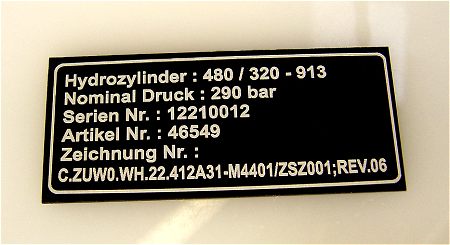 graviranje-crno-eloksirane-aluminijaste-ploscice